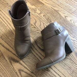 LC Lauren Conrad Farren Booties Heeled Tan